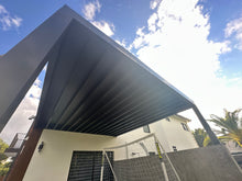 Load image into Gallery viewer, HIGH-QUALITY INSULATED PANELS "BRONZE"
